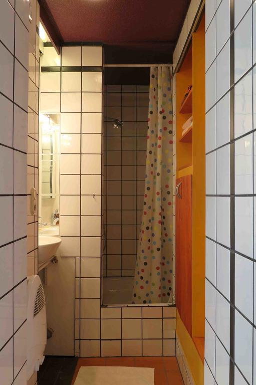 Gästeappartement im Atelierhaus Wuppertal Zimmer foto